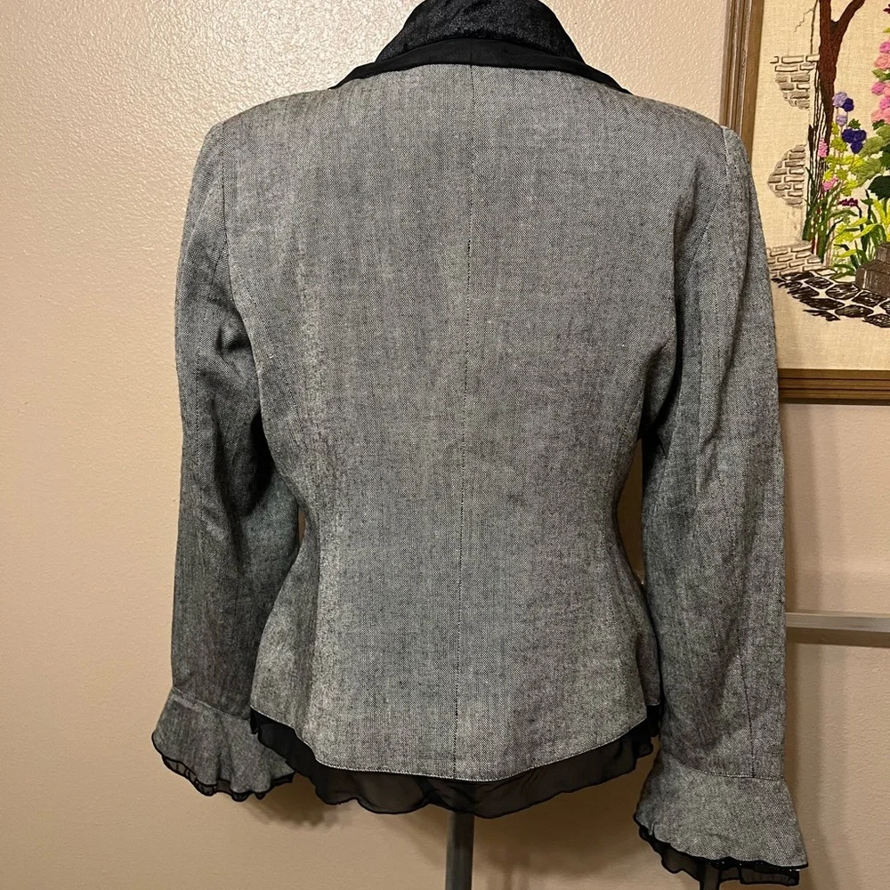 metrostyle Gray Jacket with Black Scalloped Trim size 8